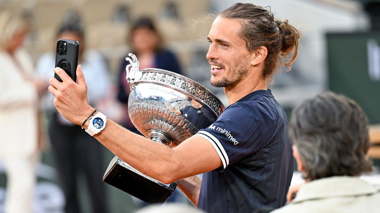 Alexander Zverev bedankt sich bei seinen Fans.