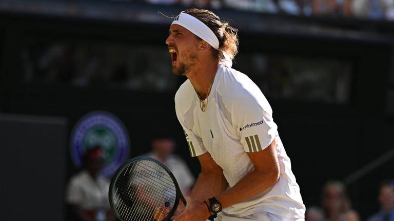 Alexander Zverev während des Wimbledon-Finales gegen Jannik Sinner.