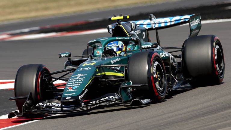 Fernando Alonso belegt beim Qualifying in Silverstone den letzten Platz - sein schlechtes Ergebnis auf dem Traditionskurs.