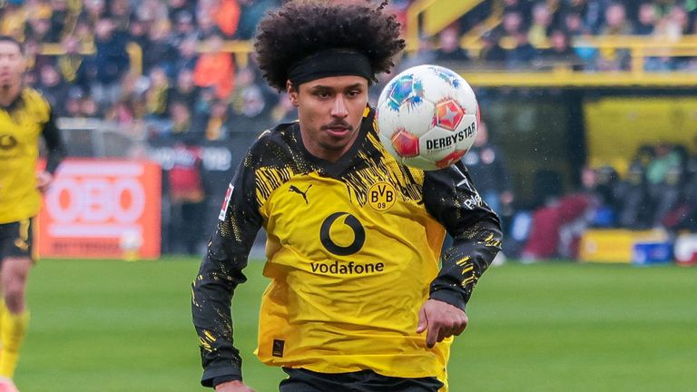 Karim Adeyemi wechselt von Borussia Dortmund zum FC Barcelona.