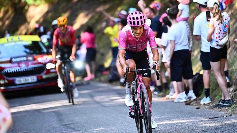 Olympiasieger Richard Carapaz gewinnt die 18. Etappe der Tour de France 2026.
