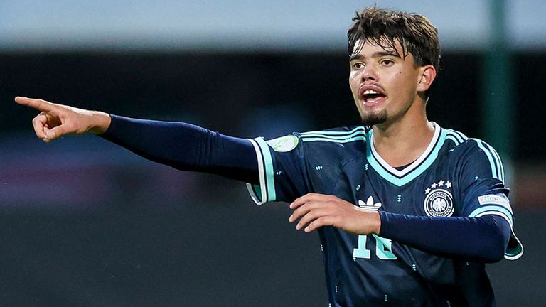 Mirza Catovic vom VfB Stuttgart ist aktueller deutscher U19-Nationalspieler.