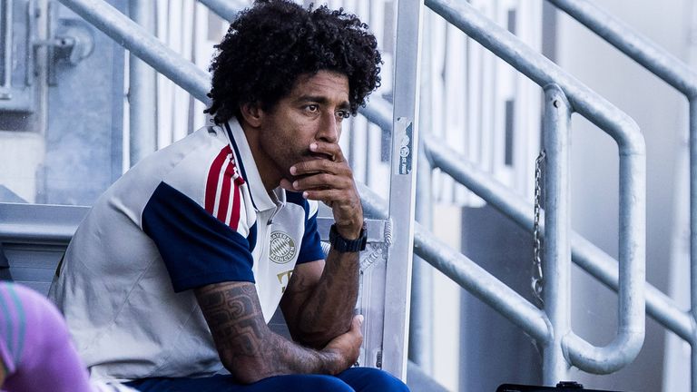 Dante wartet als Trainer des FC Bayern München II noch auf seinen ersten Punkt.