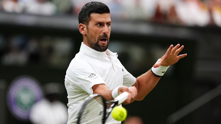 Novak Djokovic steht in Wimbledon in der dritten Runde.