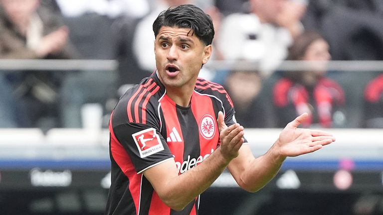 MAHMOUD DAHOUD - letzter Verein: Eintracht Frankfurt.