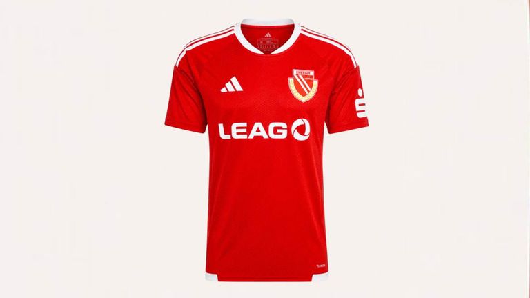 ENERGIE COTTBUS: Heimtrikot (Quelle: energiefanshop.de)