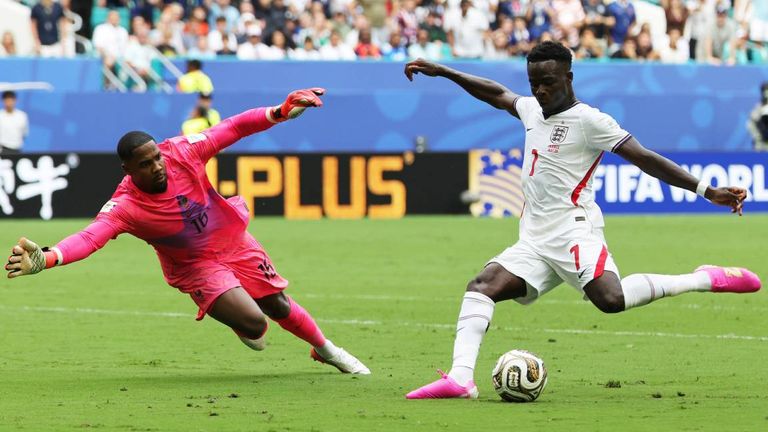 Bukayo Saka erzielt gegen die Franzosen einen Doppelpack. 