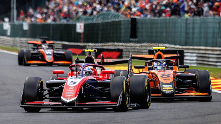 In der Formel 3 läuft wohl es auf einen extrem spannenden Titelkampf heraus. 