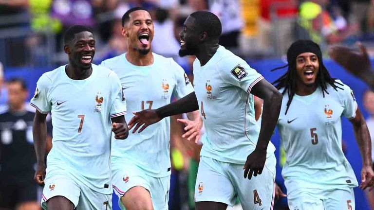  Dayot Upamecano und Co. feiern den Einzug ins Halbfinale der WM 2026.