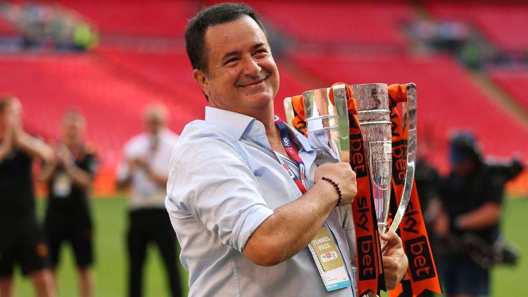 Der Aufstieg in die Premier League ist Hull City bereits gelungen. Nun feilt Besitzer Acun Ilicali am Kader.