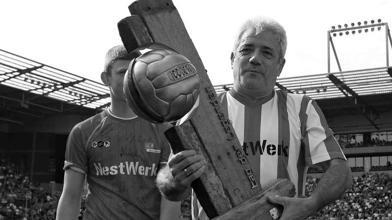 Kevin Keegan stirbt im Alter von 75 Jahren.