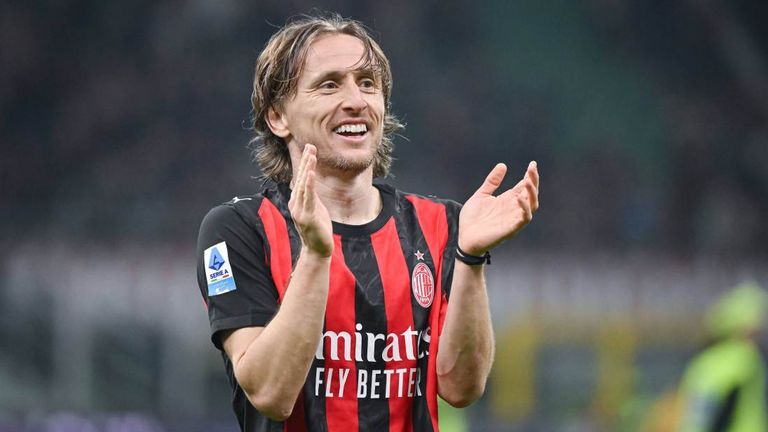 Luka Modric hängt seine Fußballkarriere auch mit 40 Jahren noch nicht an den Nagel. 
