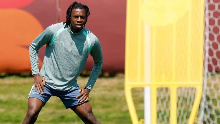 Manzambi beim Training mit der Schweiz.