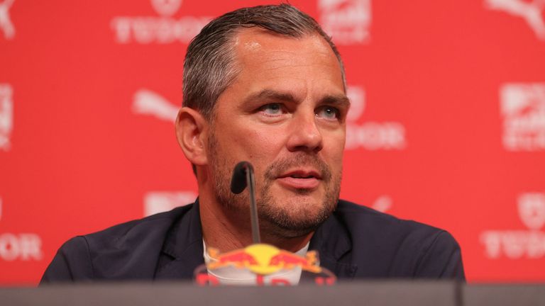 Marcel Schäfer spricht über das nahende Engagement von Jürgen Klopp beim Deutschen Fußball-Bund.