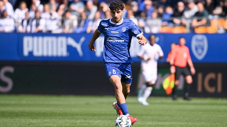 Martin Adeline wechselt zum Hamburger SV.