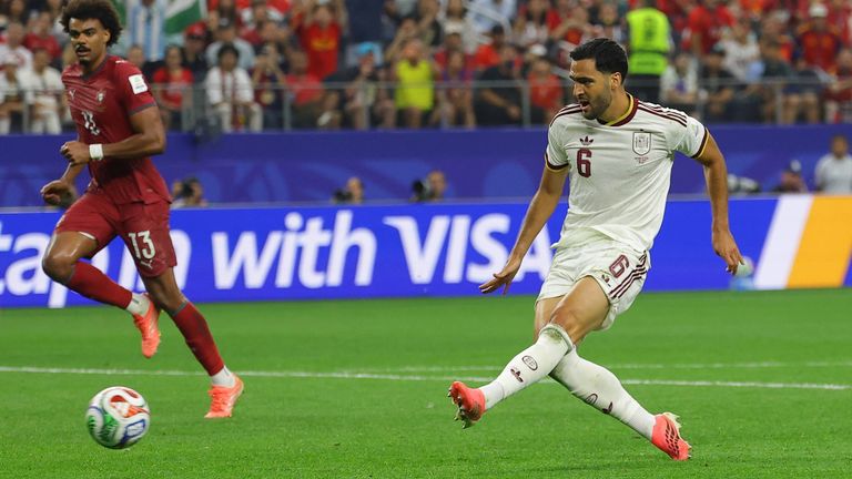 Mikel Merino wird zum spanischen Helden gegen Portugal. 