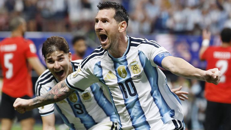 Lionel Messi führt das Rennen um den Goldenen Schuh an.