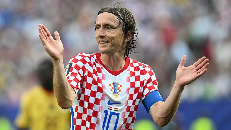 LUKA MODRIC - letzter Verein: AC Mailand.