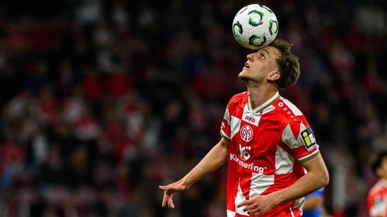 Nelson Weiper beim Conference League Spiel gegen RC Strasbourg.