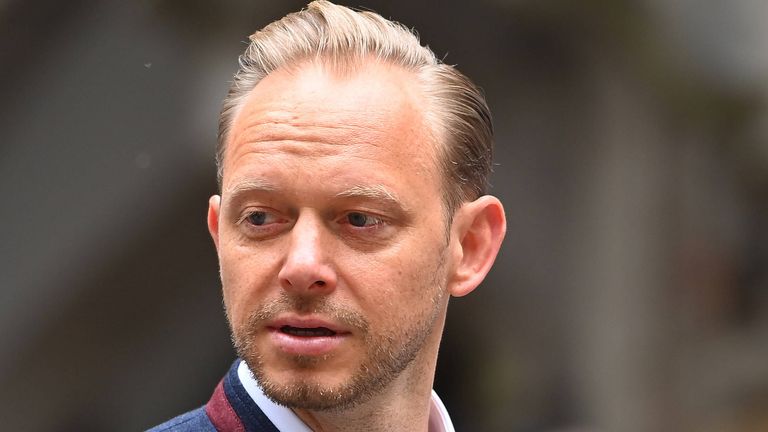 Bayerns Marketing-Boss Rouven Kasper kritisiert die Bundesliga. 