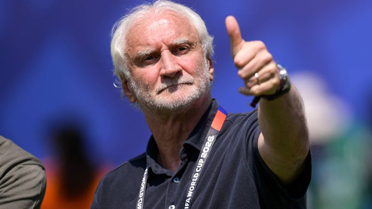 Rudi Völler bringt zahlreiche prominente Namen beim DFB ins Gespräch.