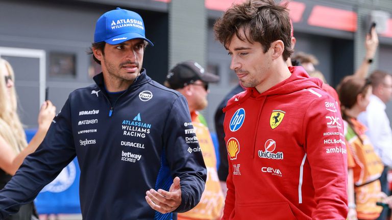 Williams-Pilot Carlos Sainz (l.) wird mit einem Wechsel zu Audi in Verbindung gebracht. 