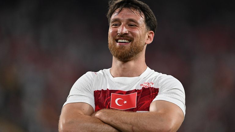 Salih Özcan wechselt in die Türkei zu Besiktas.
