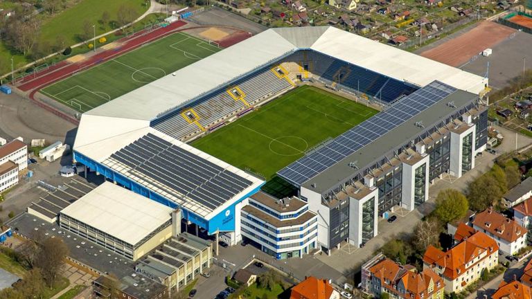 Arminia Bielefeld: SchücoArena, Kapazität: 26.750 Plätze