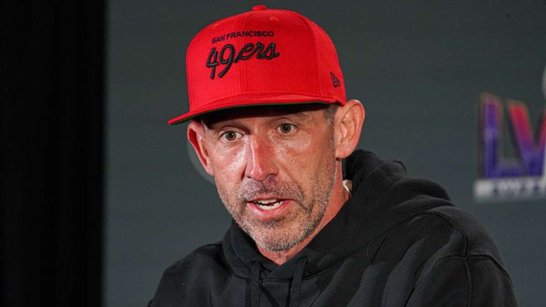 Beim Autounfall, in dem Kyle Shanahan verwickelt war, hatte der Coach der San Francisco 49ers Glück im Unglück.