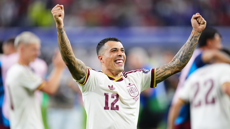 Pedro Porro sorgte mit seinem Treffer zum 2:0-Endstand im Halbfinale gegen Frankreich. La Furia Roja trifft im Finale der WM auf Argentinien