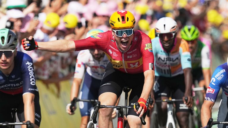 Sören Waerenskjold hat die 11. Etappe der 113. Tour de France gewonnen. 