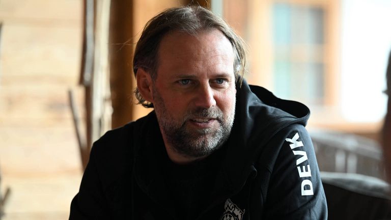 Zusammen mit seinem Team feilt Kaderplaner Tim Steidten beim 1. FC Köln am Kader der neuen Saison.