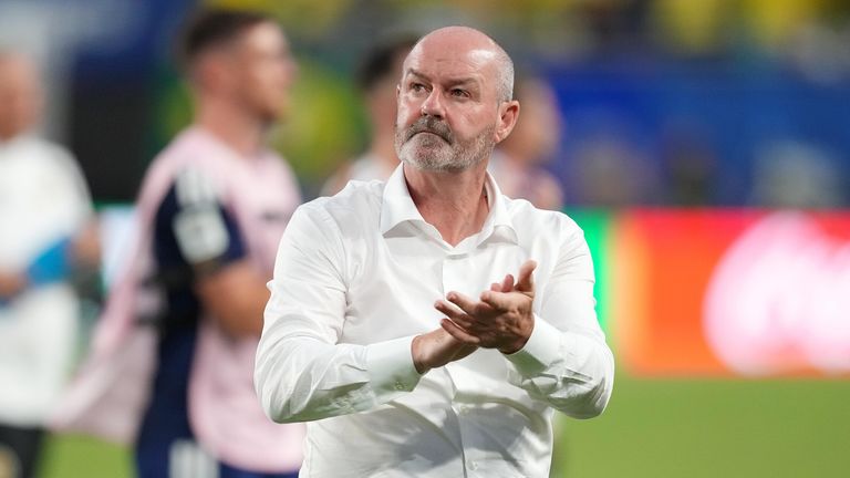 Steve Clarke (Schottland): Zurückgetreten (Aus in der Gruppenphase).