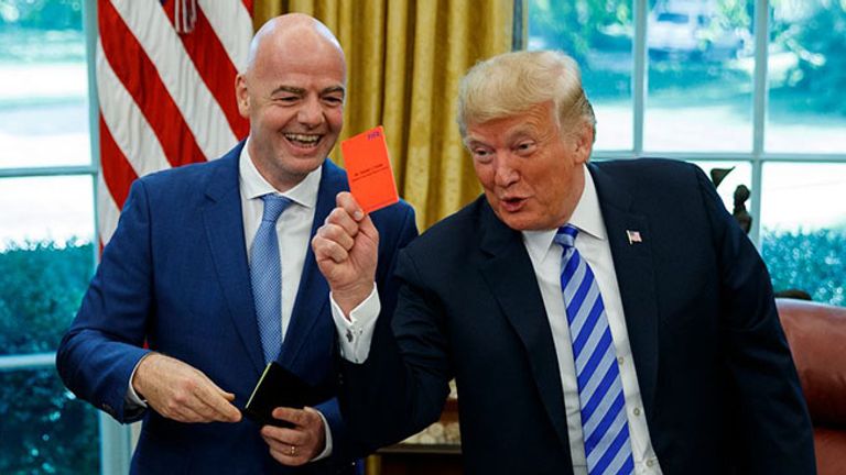FIFA-Präsident Gianni Infantino (l.) mit US-Präsident Donald Trump im Oval Office.