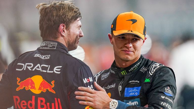 Bald zusammen bei McLaren? Max Verstappen (l.) und Weltmeister Lando Norris (r.).