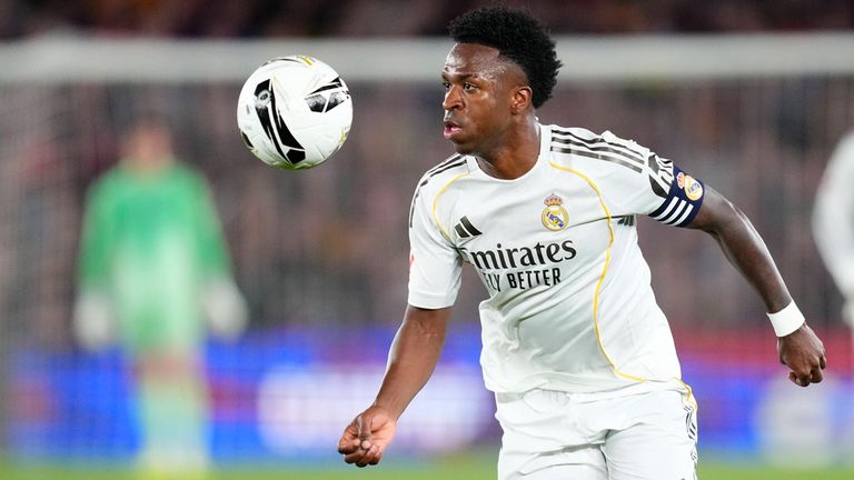 Real oder Arsenal? Wo liegt die sportliche Zukunft von Vinicius Jr.?