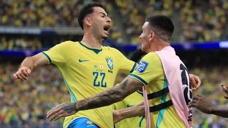 Gabriel Martinelli sorgte für den Siegtreffer gegen Japan. Im Achtelfinale trifft Brasilien auf Norwegen. 
