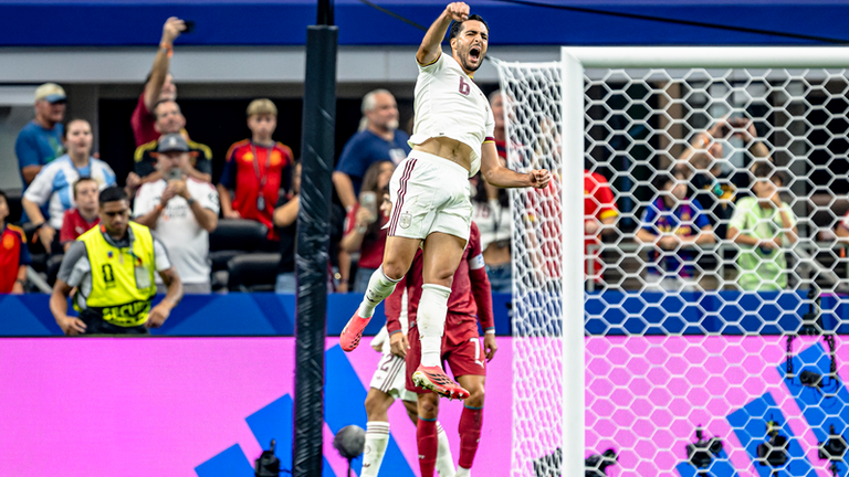 Mikel Merino führt Spanien spät zum Sieg. Am Freitag, den 10. Juli trifft Spanien auf Belgien. Live ab 21:00 Uhr bei MagentaTV und im ZDF.