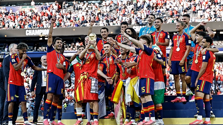 Spanien gewann die WM 2026 und ist somit für die WM 2030 als Titelverteidiger fix qualifiziert. Der Auftakt hierfür ist am 8. Juni 2030. 