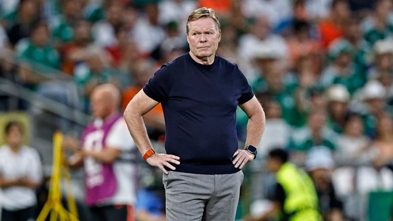 Ronald Koeman (Niederlande): Zurückgetreten (Aus im Sechzehntelfinale gegen Marokko).