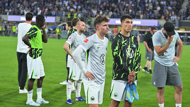 Absteiger Wolfsburg trifft am Topspiel des ersten Spieltags der 2. Bundesliga auf Leverkusen. Ab 20:15 Uhr Live bei RTL/Nitro. 