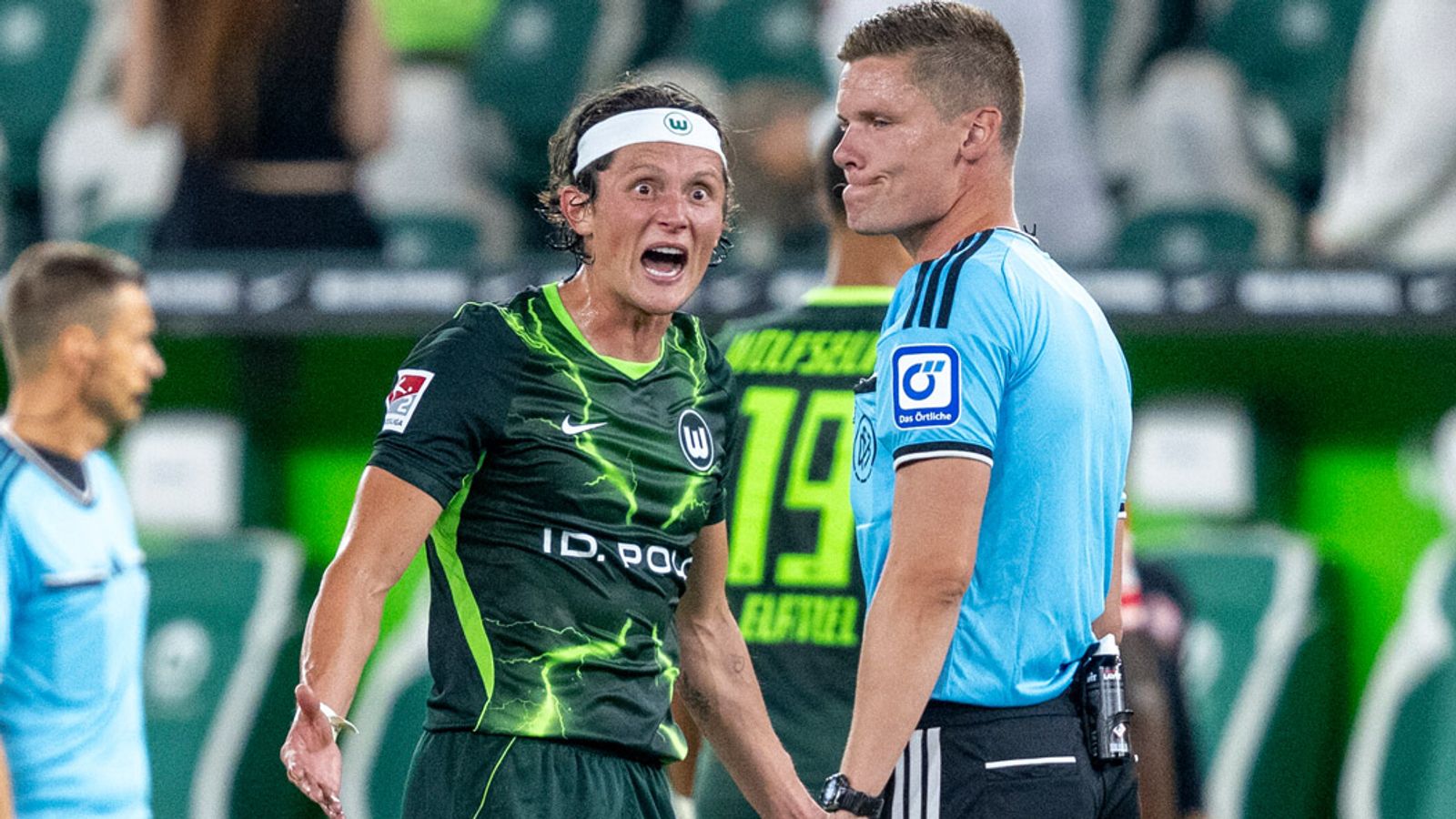Zweitliga-Topfavorit VfL Wolfsburg beim Auftakt nur mit Remis gegen Kaiserslautern Zweitliga-Topfavorit VfL Wolfsburg beim Auftakt nur mit Remis gegen Kaiserslautern