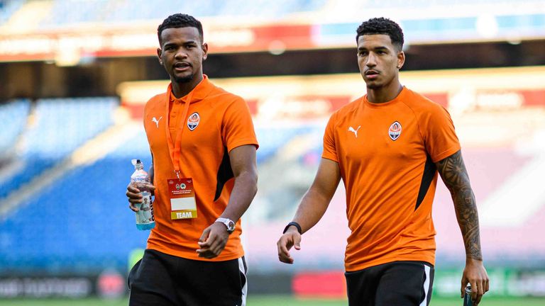 Alisson Santana und Kaua Elias werden ihre Heimspiele in der Königsklasse mit Donezk in London austragen.