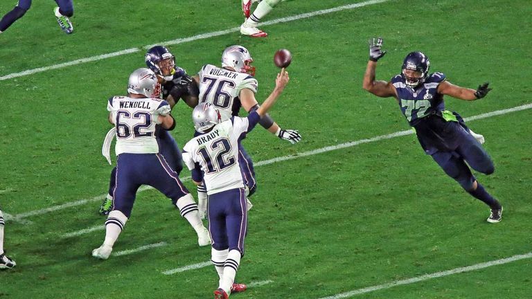 MEISTE PASSING COMPLETIONS: Tom Brady