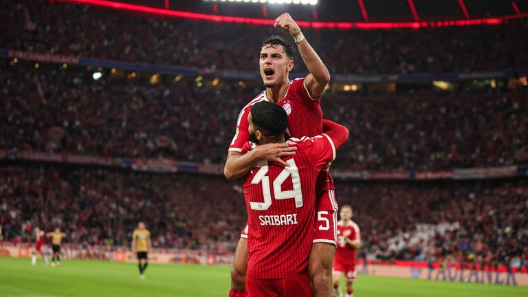 Der FC Bayern München startet in die Bundesliga-Spielzeit 2026/27 mit einem souveränen Sieg gegen Stuttgart. Am Samstag, den 5. September