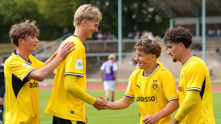 Nachwuchsliga LIVE auf Sky Sport: Borussia Dortmund gegen RW Essen im kostenlosen Livestream.