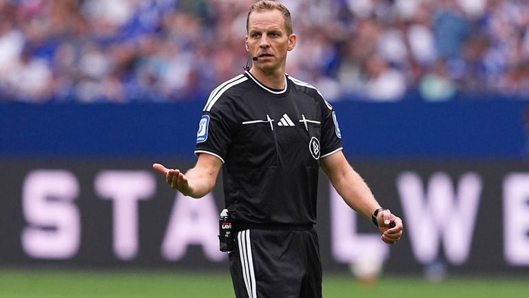 DFB-Schiedsrichter Soeren Storks.