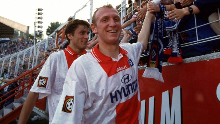 DIRK WEETENDORF: Spielte beim HSV von 1996 bis 1999 und bei Werder von 1999 bis 2000	