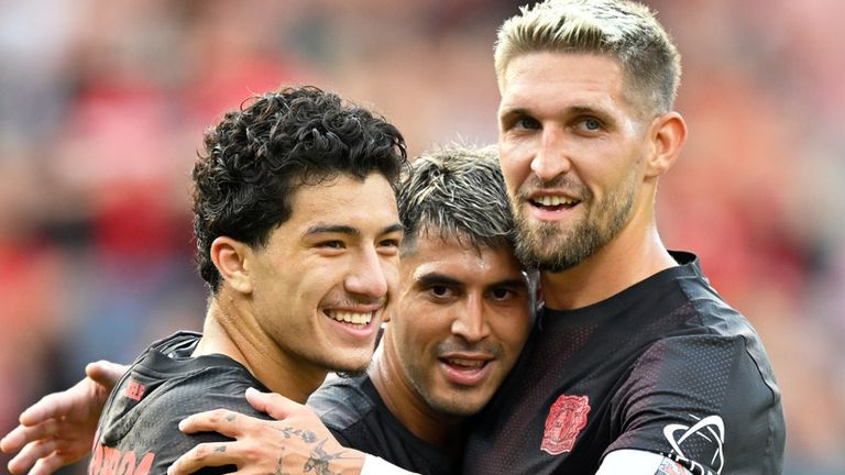 Exequiel Palacios (m.) steht vor einem Wechsel zu Ipswich Town.