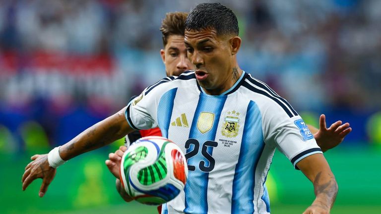 Facundo Medina stand mit Argentinien im WM-Finale gegen Spanien.
